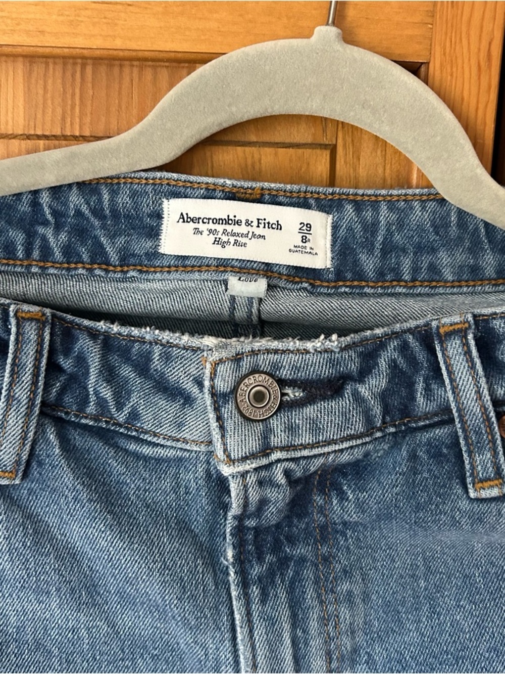 Abercrombie & Fitch 90s Curve Love High-Rise Relaxed Jeans - Picture 2 of 4